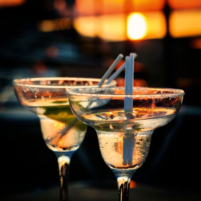 We are the point of reference for the growth of small craft spirits of excellence abroad.
.
.
.
#craftspirits #cocktails #distillery #spirits #gin #craftcocktails #drinklocal #craftdistillery #whiskey #drinks #mixology #vodka #drinkstagram #rum #cocktail #whisky #bartender #smallbatch #cheers #sapiensspirits #freedlgroup #ginlovers #distilling #shoplocal #craftgin #ginstagram #ginandtonic #craftdistilling #instadrink